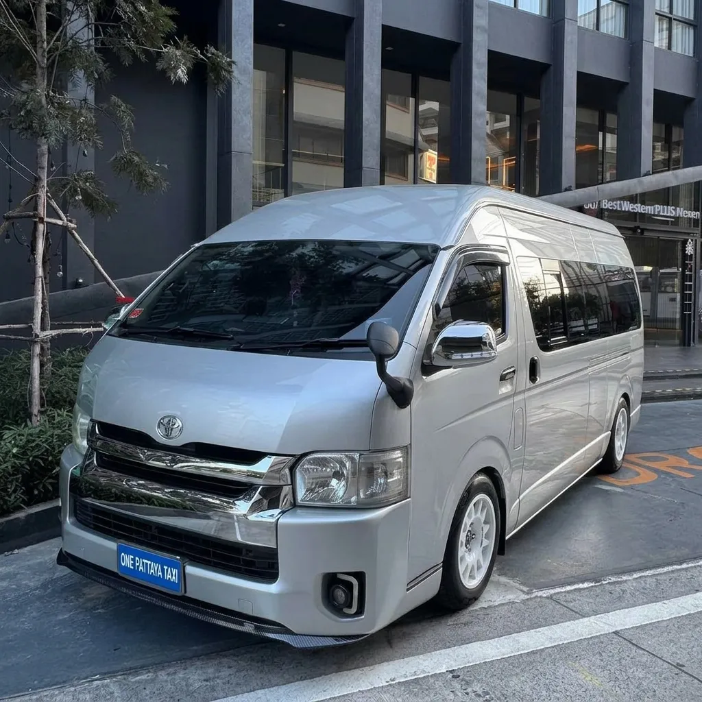 Toyota Commuter VIP